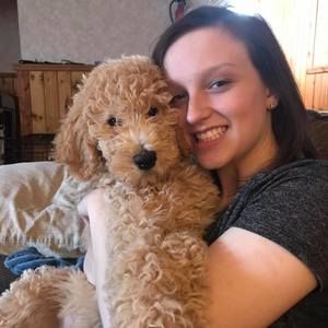 Meet your Posher, Emma